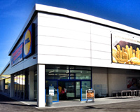 La apertura del supermercado Lidl de la entrada de Sarriguren se convierte en un éxito