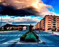 Un carril de la avenida Reino de Navarra de Sarriguren se cortará por trabajos de jardinería