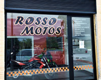 Hoy abre sus puertas Rosso Motos, el primer taller de motos de Sarriguren