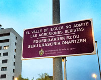 Sarriguren y Erripagaña cuentan con una placa contra las agresiones sexistas