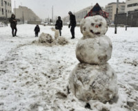 La nieve cubrió Sarriguren el fin de semana y continuará varios días