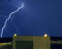La tormenta de esta madrugada en Sarriguren provoca varios apagones eléctricos