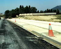 La nueva carretera de Aranguren asfaltada a su paso por Sarriguren contará con un carril bici